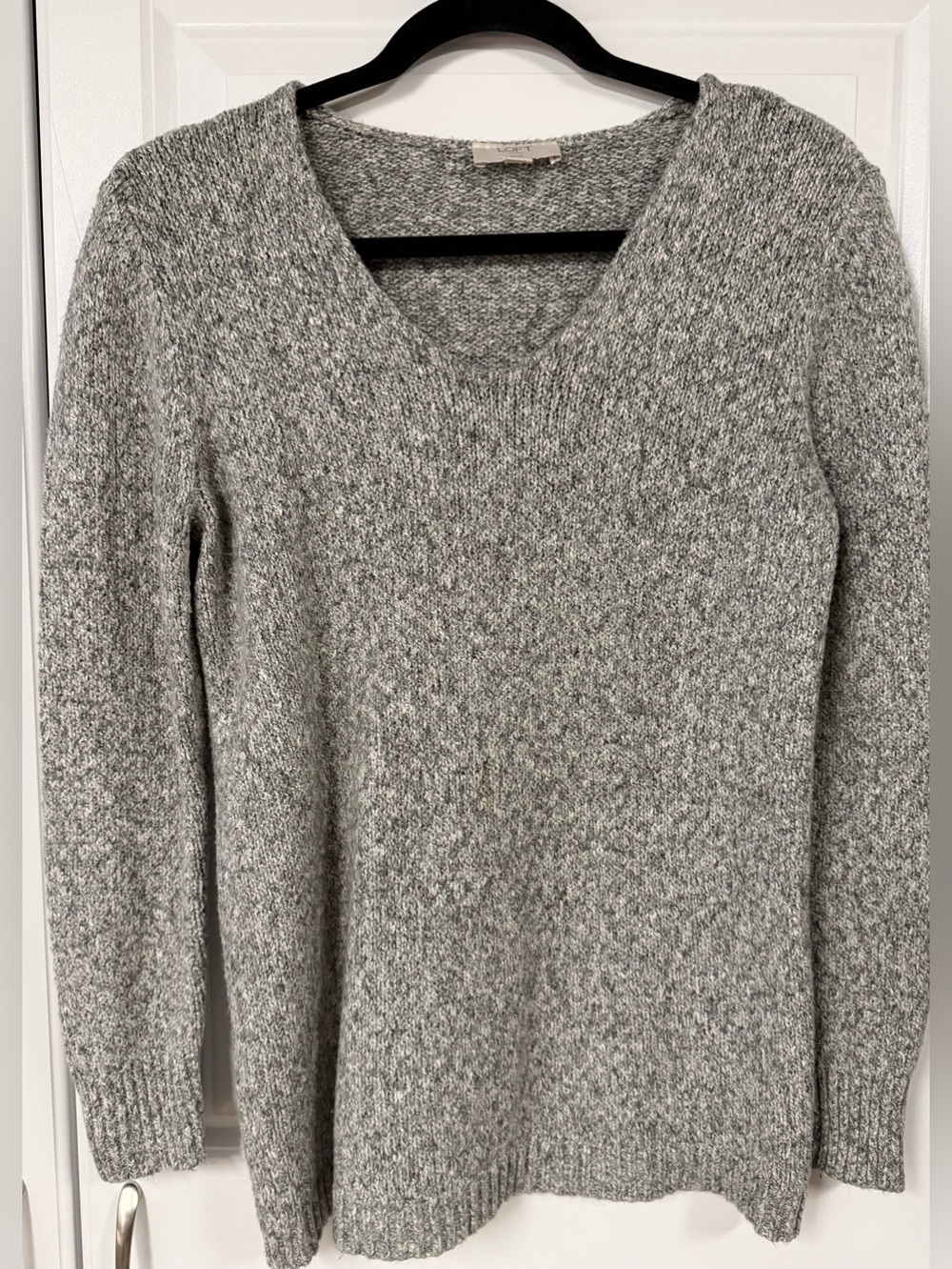 Loft Outlet Petite Gray Marled V-Neck Sweater